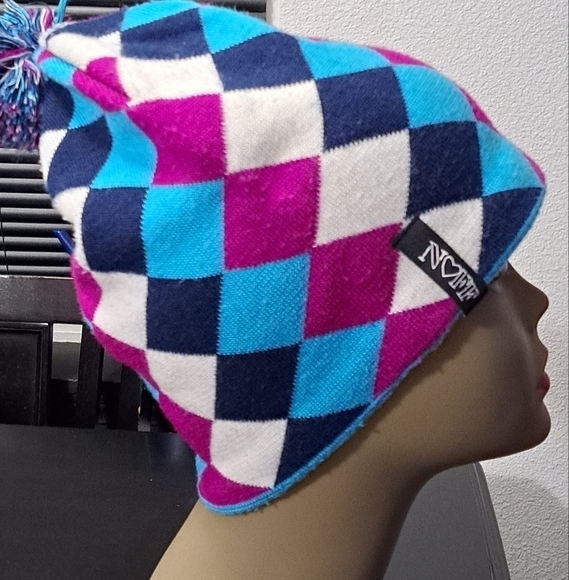 Noff Multi Colored Knit Hat With Pom   OSFM - Picture 3 of 7